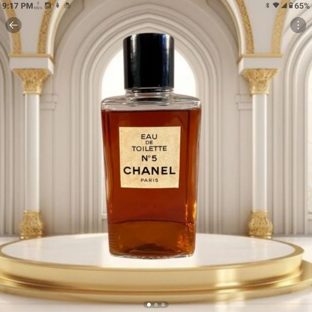 COLOSSAL SIZE Chanel No 5 Eau de Toilette. Marked 16.9 OZ | 500 ml.